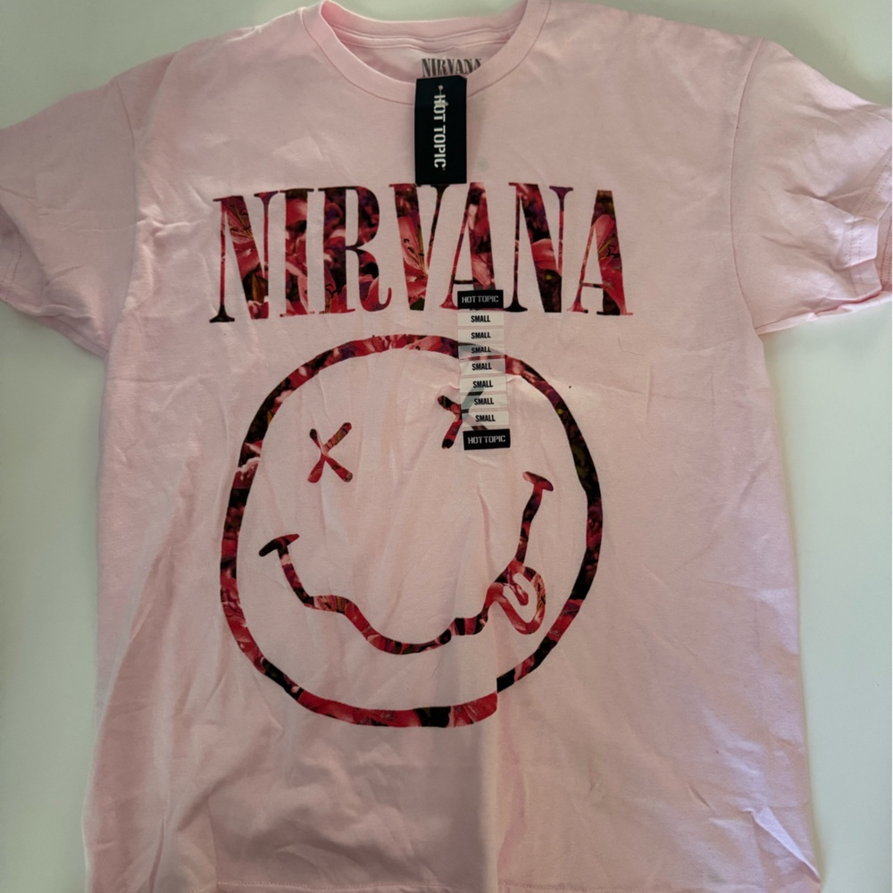 NIRVANA Women’s Pink Graphic Tee